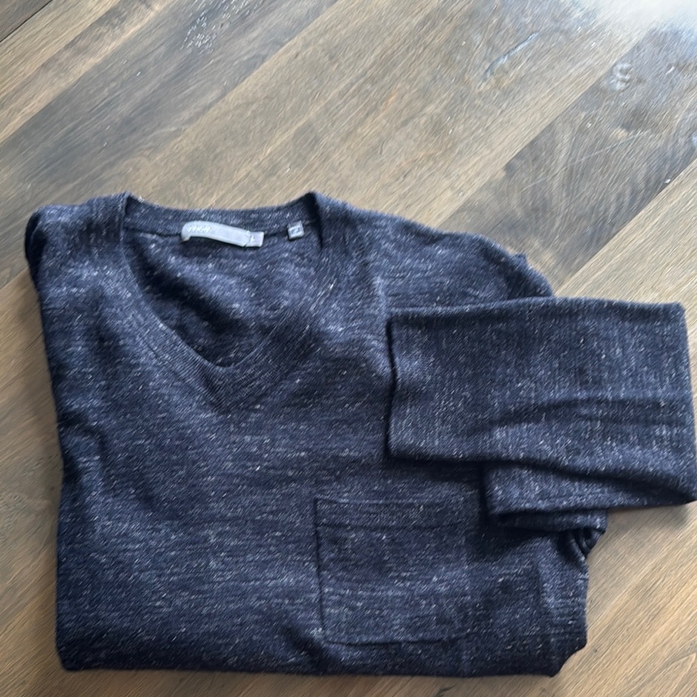 Vince Men’s Navy V-Neck Classic Knit Sweater